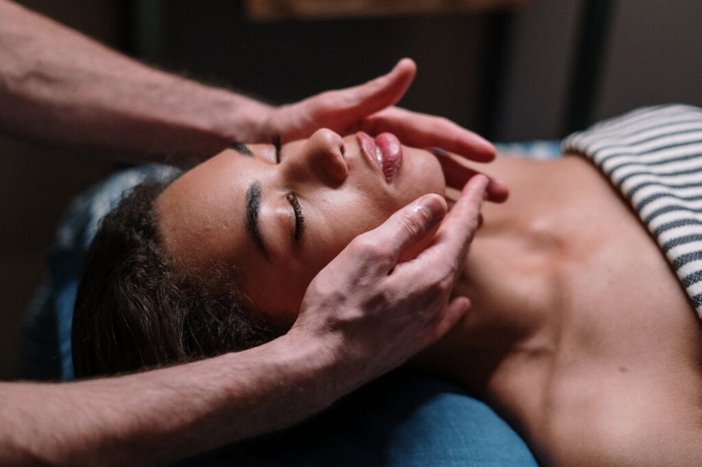 Soin du visage et massage crânien